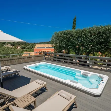 Leonie * フィスカルドン