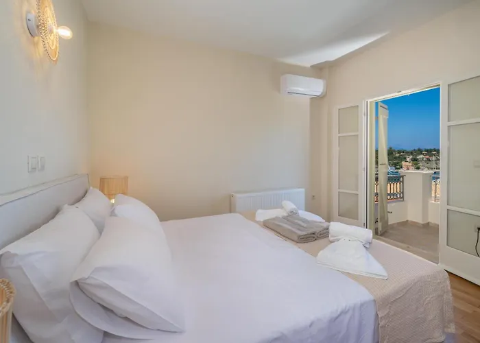 Villa Leonie By Vintage Travel